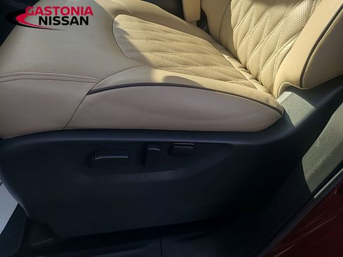 Used 2024 Nissan Armada Platinum w/ Captain's Chairs Package image 32