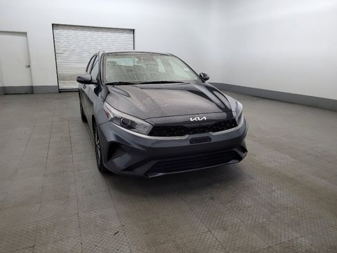 Used 2023 Kia Forte LXS w/ LXS Technology Package FWD image 14