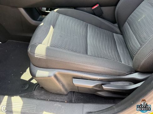 Used 2025 Chevrolet Equinox LT AWD/4WD image 12