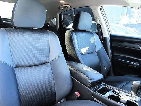 Used 2016 Nissan Altima 2.5 SR FWD image 17