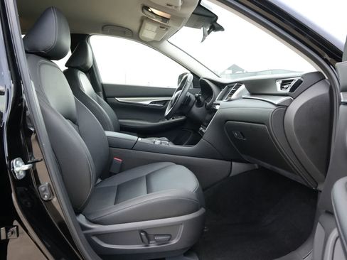 Certified 2023 INFINITI QX50 Pure FWD image 22