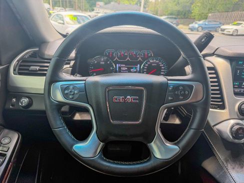 Used 2017 GMC Yukon SLE w/ SLE Value Package RWD image 9