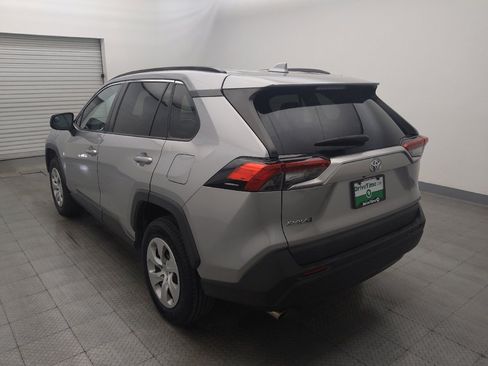 Used 2019 Toyota RAV4 LE image 5