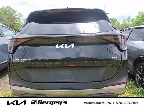 Certified 2026 Kia Sportage LX AWD/4WD image 6