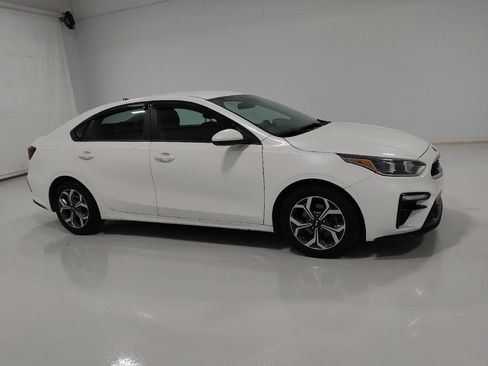 Used 2021 Kia Forte LXS image 11