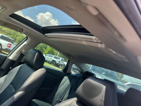 Used 2024 Honda Accord Touring image 19