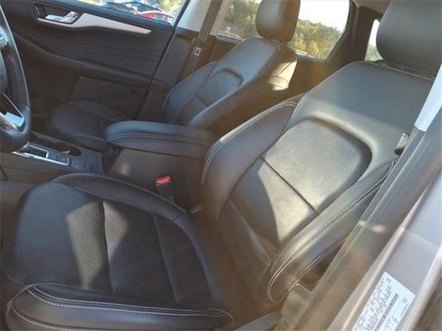 Used 2021 Ford Escape SEL image 11
