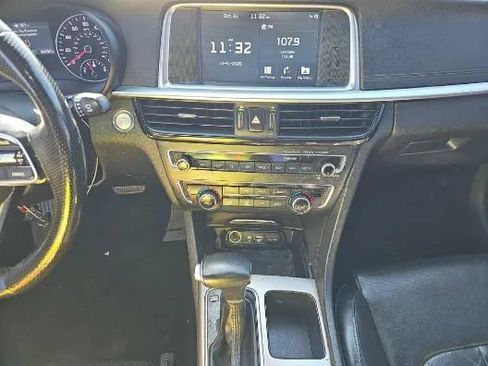 Used 2019 Kia Optima SX w/ SX Limited (Black) Package image 7
