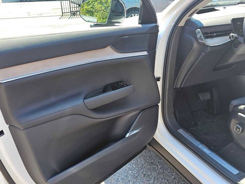 New 2025 Volvo EX90 Plus image 20