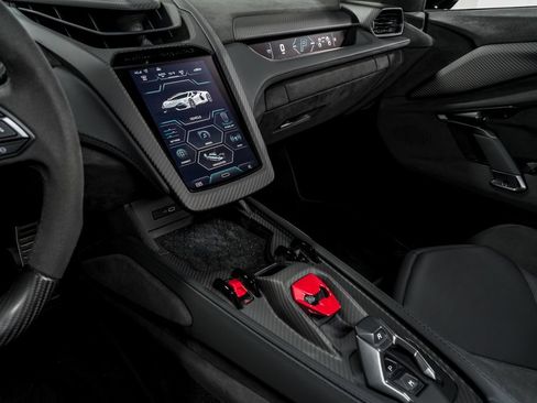 Used 2024 Lamborghini Revuelto image 22