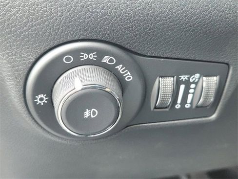 New 2026 Jeep Compass Limited image 31