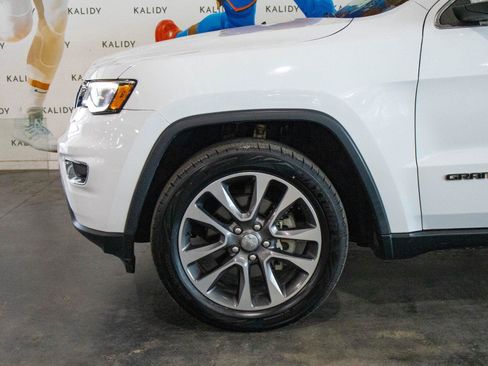 Used 2018 Jeep Grand Cherokee Limited w/ Luxury Group II RWD image 17