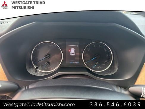 Used 2022 Toyota RAV4 XLE Premium AWD/4WD image 11