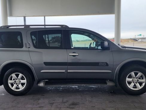 Used 2015 Nissan Armada SV image 5