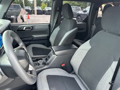 Used 2022 Ford Bronco 4-Door AWD/4WD image 5