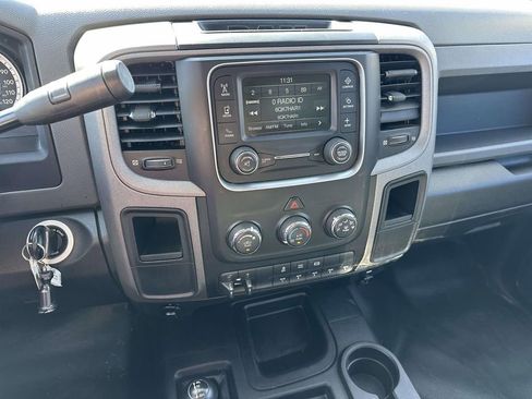 Used 2018 RAM 5500 Tradesman w/ Chrome Appearance Group image 15