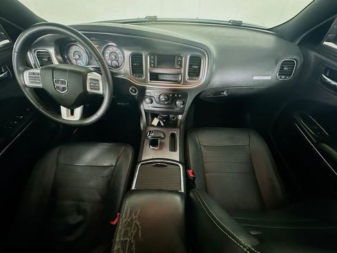 Used 2013 Dodge Charger SE w/ Leather Interior Group RWD image 10