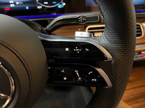 New 2025 Mercedes-Benz GLS 580 4MATIC image 25