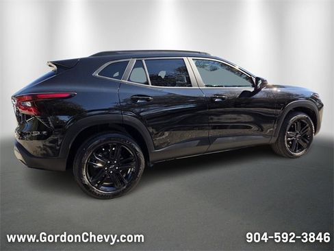 Used 2026 Chevrolet Trax ACTIV w/ Driver Confidence Package image 6