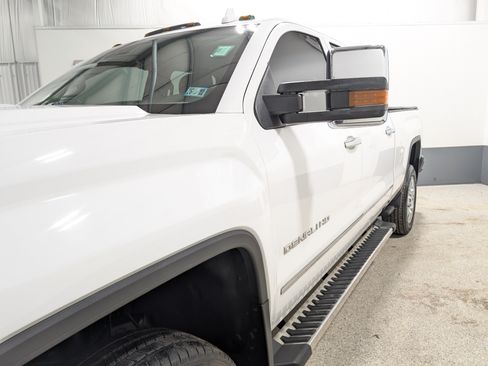 Used 2016 GMC Sierra 3500 Denali w/ Duramax Plus Package AWD/4WD image 7