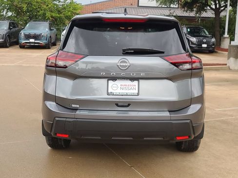 New 2026 Nissan Rogue SV w/ Cold Weather Package FWD image 3