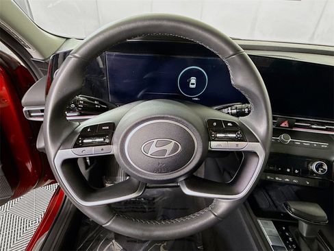 Certified 2024 Hyundai Elantra SEL w/ Convenience Package image 21