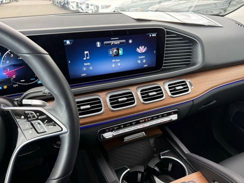 Certified 2026 Mercedes-Benz GLE 450 4MATIC image 21