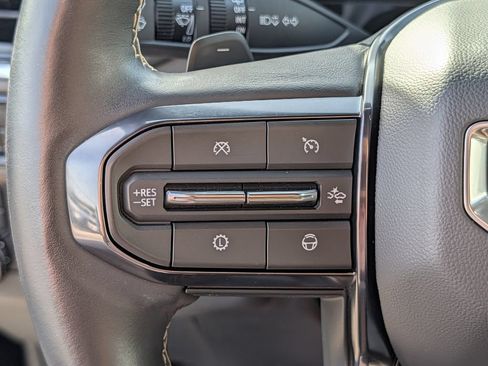 New 2025 GMC Yukon Denali Ultimate AWD/4WD image 21