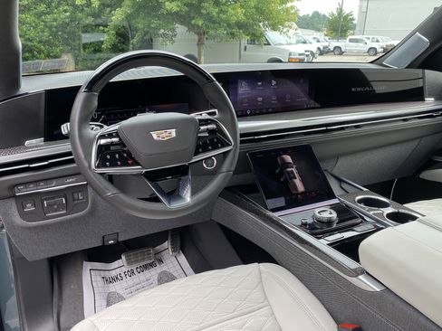 Used 2025 Cadillac Escalade V w/ LPO, Floor Liner Package AWD/4WD image 37