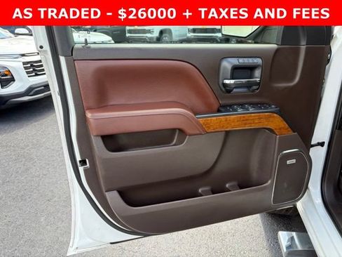 Used 2018 Chevrolet Silverado 1500 High Country RWD image 12