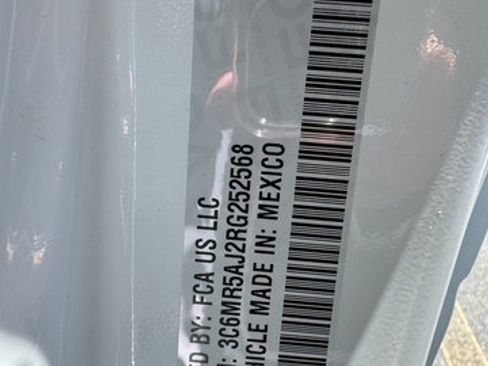 New 2024 RAM 2500 Tradesman w/ Chrome Appearance Group image 25