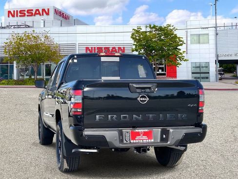 New 2026 Nissan Frontier SV w/ Tow Package image 3