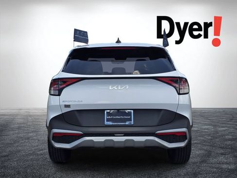 Certified 2023 Kia Sportage EX FWD image 6