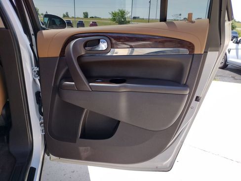 Used 2017 Buick Enclave Premium AWD/4WD image 19