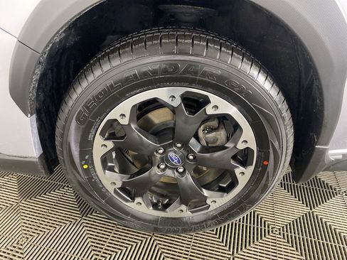 Used 2023 Subaru Crosstrek 2.0i Premium image 12