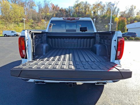Used 2025 GMC Sierra 1500 AT4 w/ AT4 Premium Package image 28