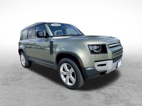 Used 2024 Land Rover Defender 110 S AWD/4WD image 3