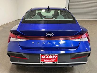 Used 2024 Hyundai Elantra SEL