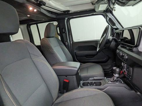 Used 2025 Jeep Wrangler Unlimited Sport S 4xe AWD/4WD image 37
