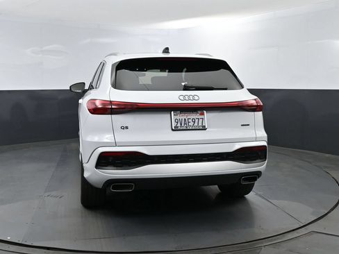 Used 2025 Audi Q5 Premium Plus w/ Premium Plus AWD/4WD image 21