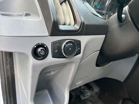 Used 2018 Ford Transit 250 138 image 25