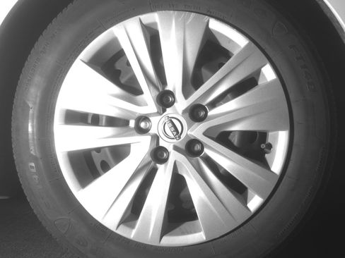 Used 2025 Nissan Sentra S FWD image 13