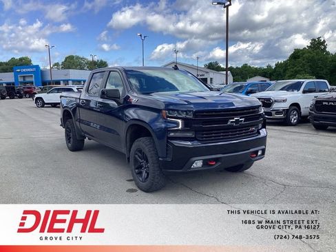 Used 2021 Chevrolet Silverado 1500 LT Trail Boss w/ Convenience Package II AWD/4WD image 1