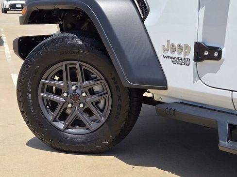 Used 2020 Jeep Wrangler Unlimited Sport S AWD/4WD image 30