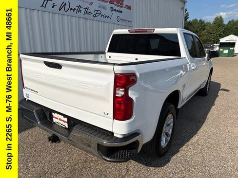Used 2023 Chevrolet Silverado 1500 LT AWD/4WD image 11