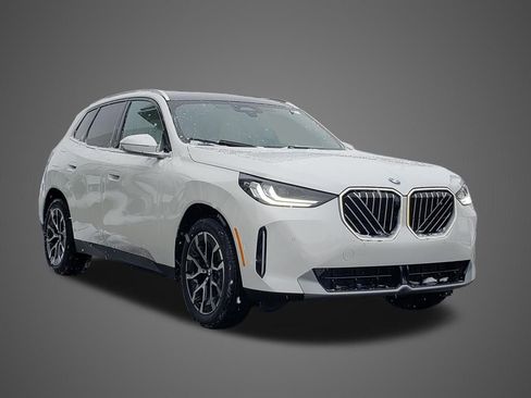 New 2026 BMW X3 xDrive30 w/ Premium Package image 3