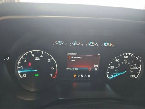 Used 2023 Ford F150 XLT image 3