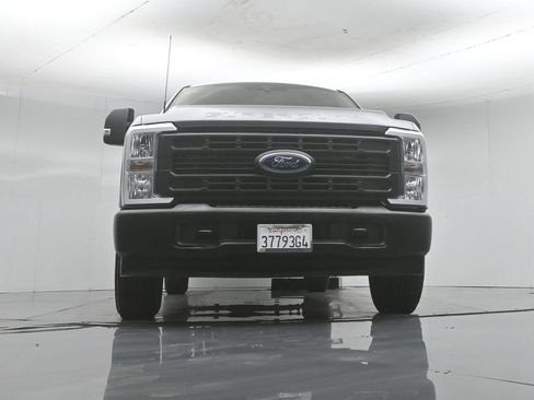 Certified 2025 Ford F250 XL RWD image 46