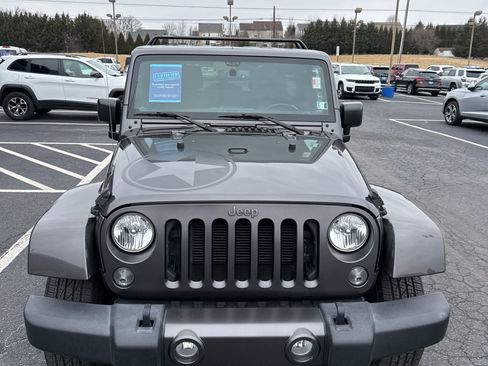 Used 2016 Jeep Wrangler Unlimited Sport image 9