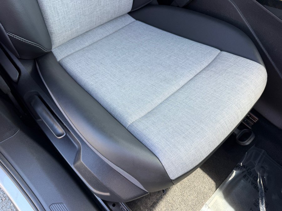 Used 2023 Volkswagen ID.4 Pro RWD image 32